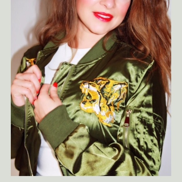 Cara Eye Of The Tiger - Picture 4 of 4