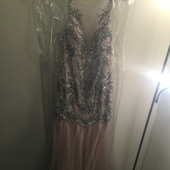 HOLD Prom dress