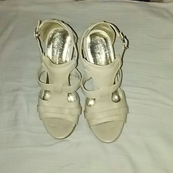 INC wedge heels NEW W/O TAGS