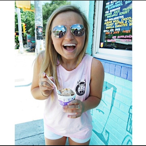 Meet your Posher, Lindsey - Picture 1 of 1