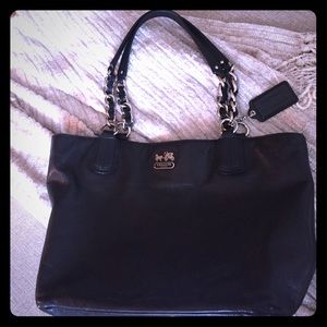🎉ONE DAY SALE $55 Black Leather Coach Purse🎉