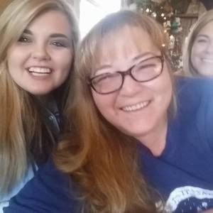 Meet your Posher, Pam waits