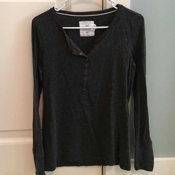 H&M dark grey shirt