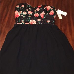 Cute dress! Size L