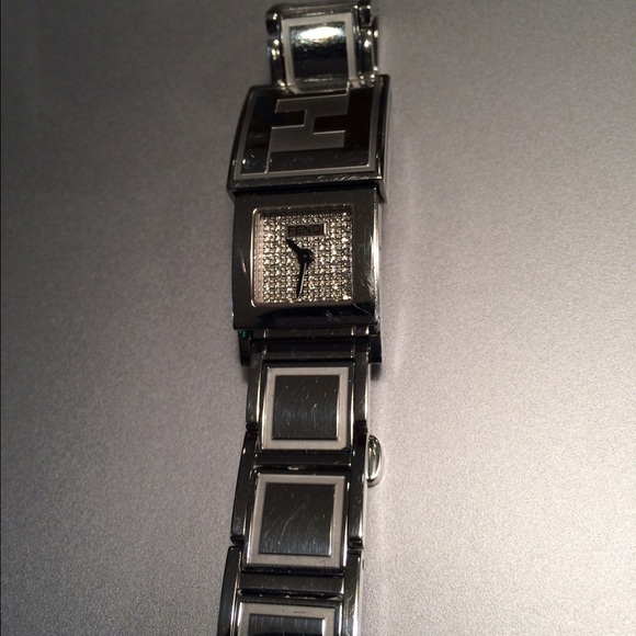 ❤️ Authentic Fendi Orologi Watch with Diamonds❤️ main image 5