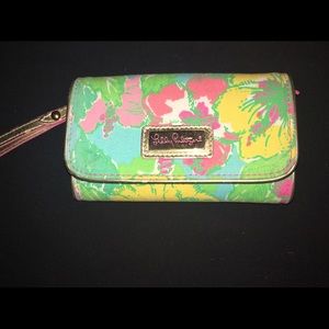 Lilly Pulitzer wristlet
