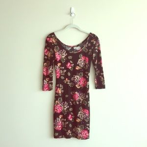Floral 3/4 Sleeve Bodycon Dress
