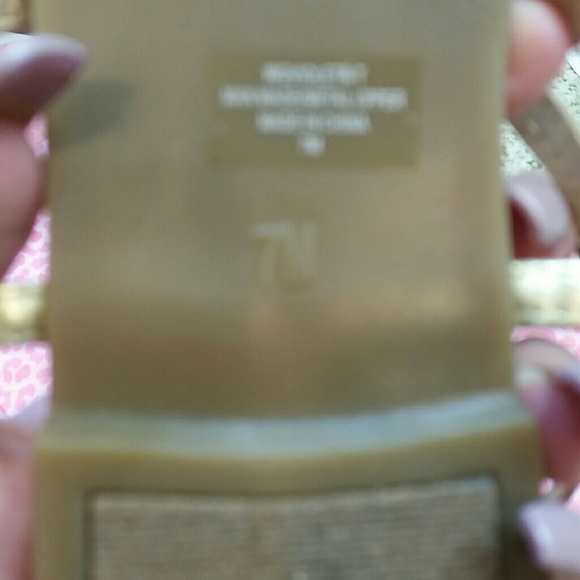 GUESS gold Dimond sandals - Picture 4 of 4