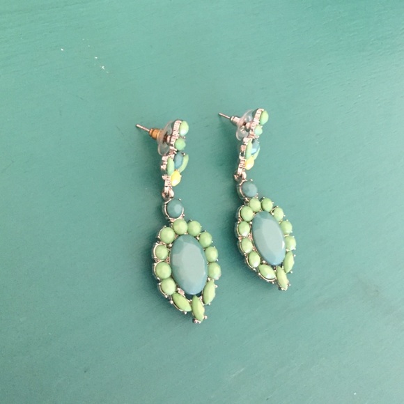 Statement earrings - Picture 2 of 2