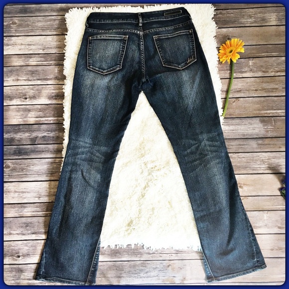 Sold in bundle Express dark wash jeans. - Picture 2 of 3
