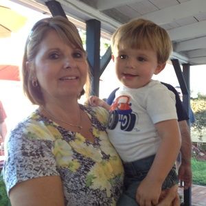 Meet your Posher, Toni