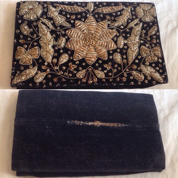 📦MOVING SALE📦 Vintage Beaded Clutch