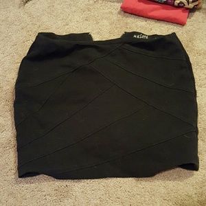 Oxford & Regent black mini skirt