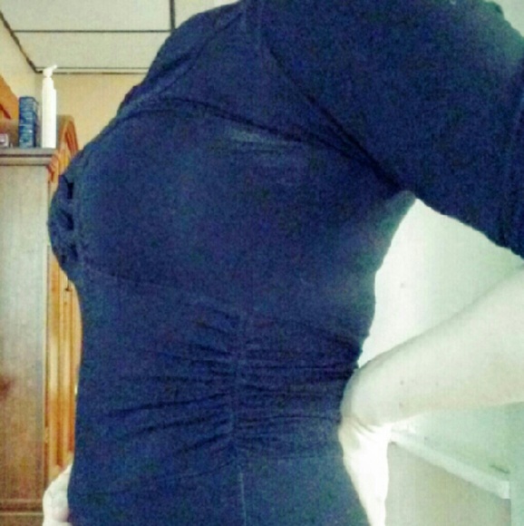 Pretty black dress - Picture 3 of 4