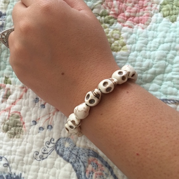 Jewelry - Skull bracelet