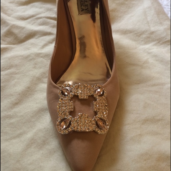 Badgley Mishcka Nude Satin Embellished Pump