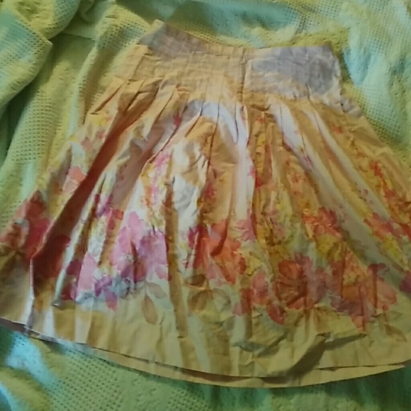 *LAST CALL 7/1* Bandolino Skirt NWOT