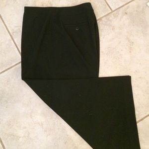 Capri black pants