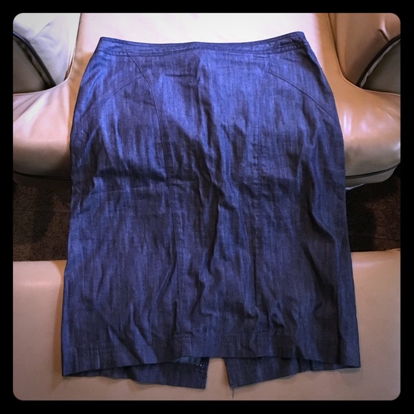 Dillard's Denim pencil skirt, size 6.