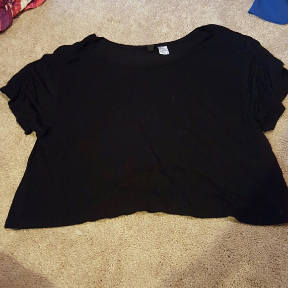 Black crop top