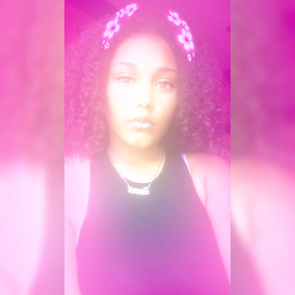 Meet your Posher, Jazmin