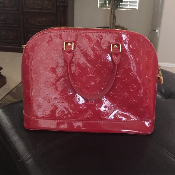 Red patent leather purse