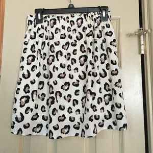 Classy Leopard print skirt