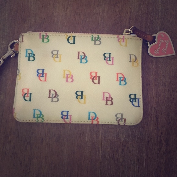 Dooney & Bourke wristlet