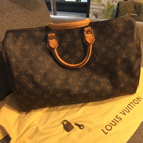 Louis Vuitton Handbags - Louis Vuitton speedy 40