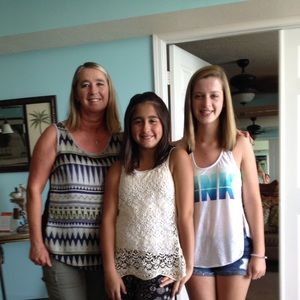 Meet your Posher, Debbie