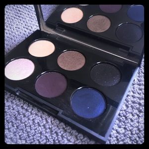 Smashbox eye shadow palette (smokebox)