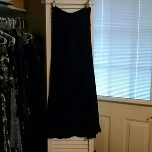 **FINAL PRICE DROP** Black Hi-Lo Skirt - NWOT