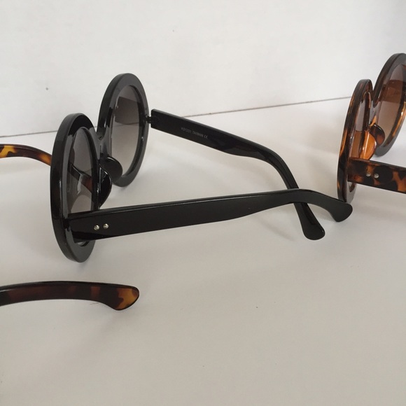 Round sunglasses 🕶 - Picture 2 of 2