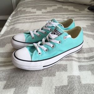 NEW! Tiffany blue converse sneakers!