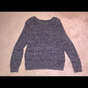 GREY CHUNKY SWEATER