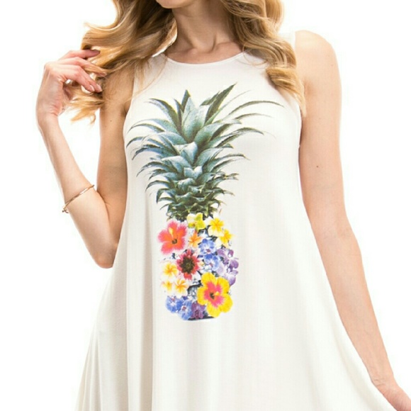 Summer mini black dress - Picture 2 of 3