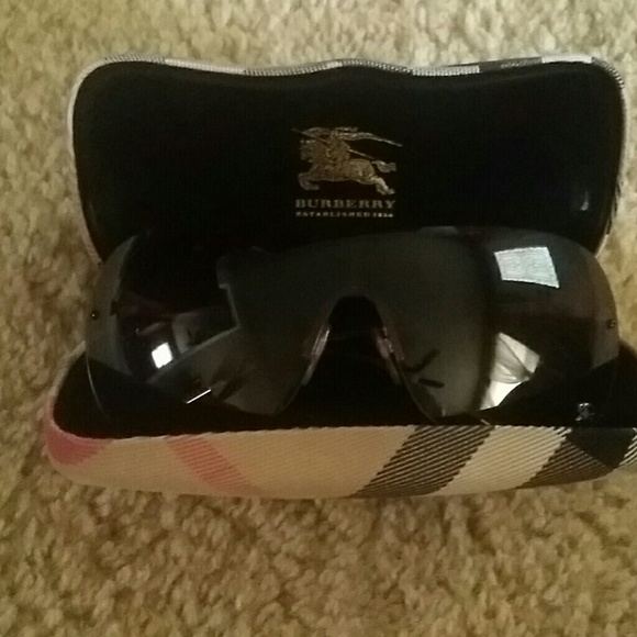 Burberry sunglasses