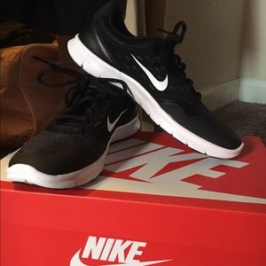 Black Nike Woman's size 7.5