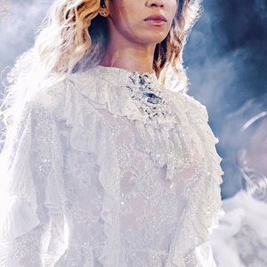 Meet your Posher, Azucenaa