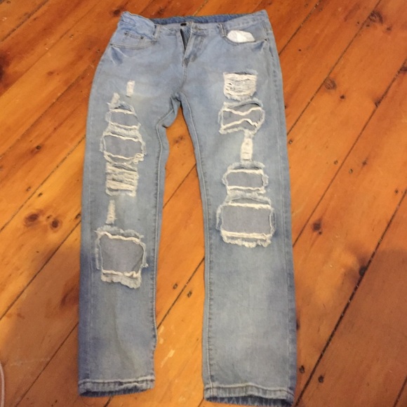 Ripped Boyfriend Jeans