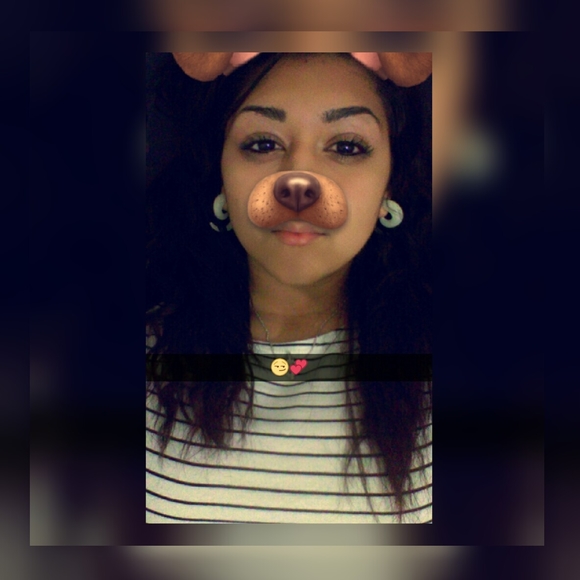 Meet your Posher, Carlitha - Picture 1 of 1