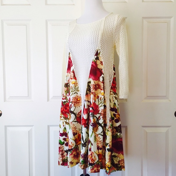 FLORAL PRINT SHEER BOHO BABYDOLL CROTCHET DRESS - Picture 4 of 4