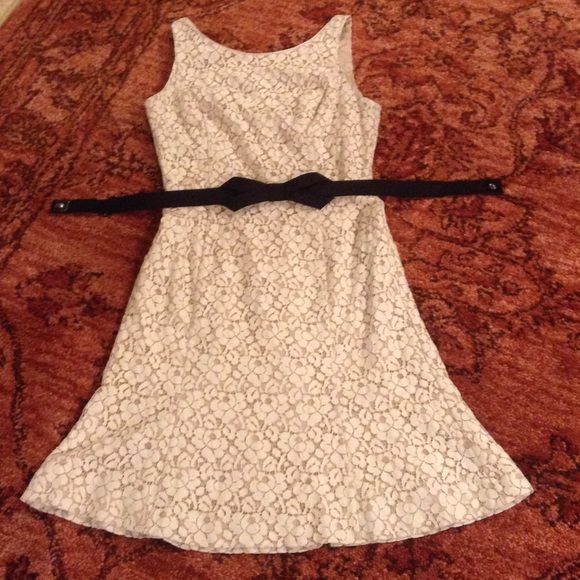 Super cute size 4 ivory lace dress