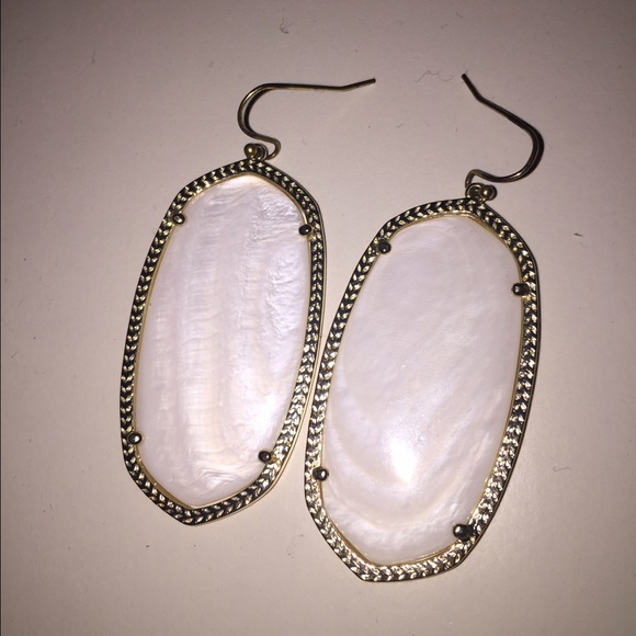 Kendra Scott Danielle Earring in White