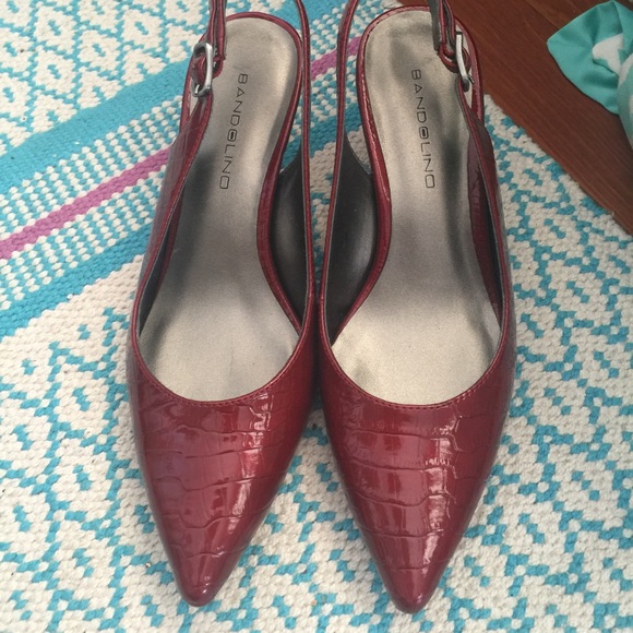 Bandolino red low heel