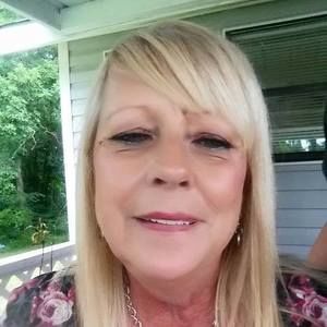 Meet your Posher, Deborah