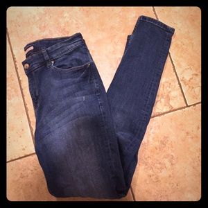 H&M skinny jeans. Medium wash. EUC.