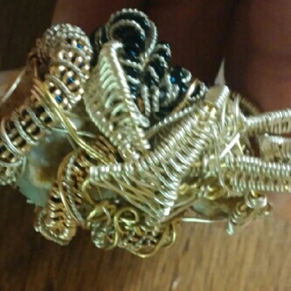 Spirit Amethyst Cluster Wire Wrap - Picture 3 of 4