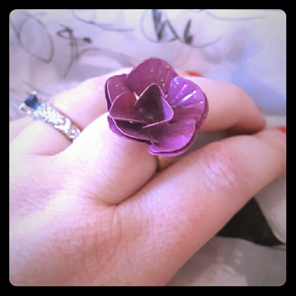 Purple flower pinup vixen ring!