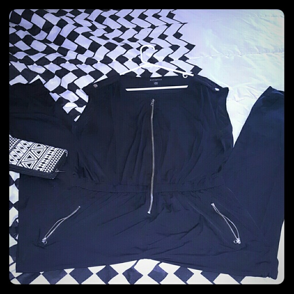 Sleeveless Black Jumpsuit